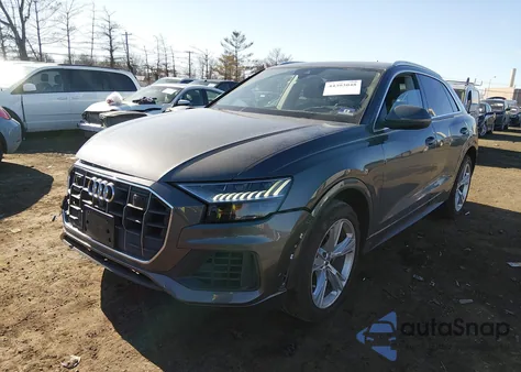 2019 Audi Q8 55 Premium z USA, uszkodzony, nr VIN WA1CVAF10KD027354